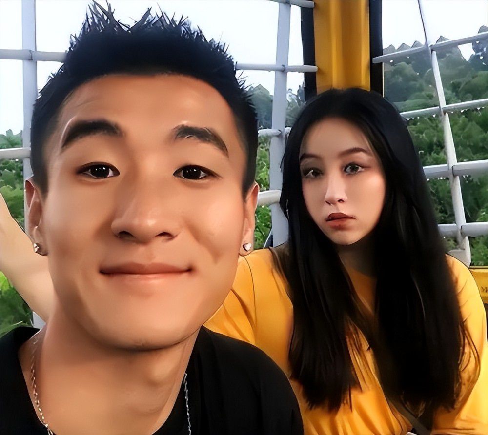 【比赛焦点瞬间】第6分钟，巴萨获得前场任意球，菲利克斯主罚打高了。